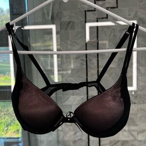 Vassarette Elegant Black Women's Bra